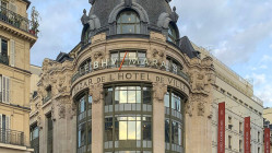 Le BHV Marais change de mains et de vision : ce que prévoit la reprise portée par les salariés et la direction Le BHV Marais change de mains et de vision : ce que prévoit la reprise portée par les salariés et la direction