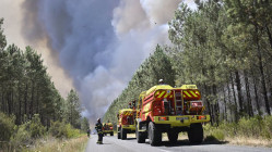 Incendies en Gironde et dans les Landes : Emmanuel Macron mobilise davantage l’armée Incendies en Gironde et dans les Landes : Emmanuel Macron mobilise davantage l’armée