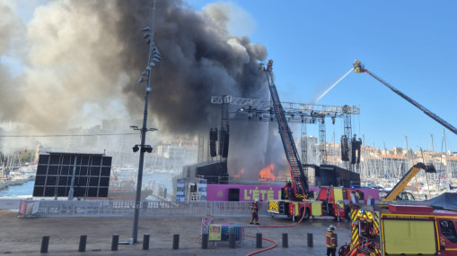 Incendie dans le Vieux-Port de Marseille : deux bateaux coulent, neuf bless&eacute;s, le trafic maritime perturb&eacute;