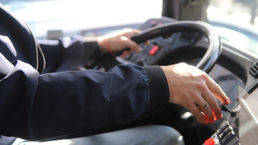Violences dans les transports : les chauffeurs de bus bientôt équipés de caméras individuelles Violences dans les transports : les chauffeurs de bus bientôt équipés de caméras individuelles