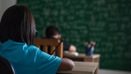 Violences sexuelles &agrave; l&rsquo;&eacute;cole : des questionnaires d&egrave;s la maternelle pour lib&eacute;rer la parole des &eacute;l&egrave;ves