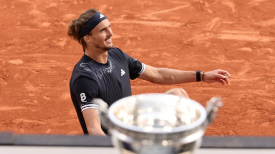 Apr&egrave;s quatre finales, Alexander Zverev remporte enfin Roland-Garros