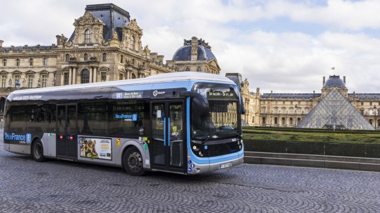 Val-de-Marne : un chauffeur de bus de la RATP sans permis et positif aux stup&eacute;fiants percute un pi&eacute;ton