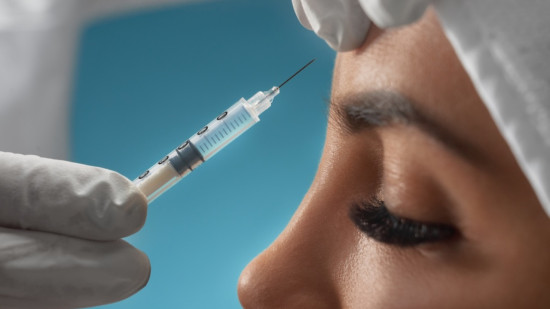 Injections esthétiques clandestines : 5 000 médecins réclament des sanctions plus lourdes Injections esthétiques clandestines : 5 000 médecins réclament des sanctions plus lourdes