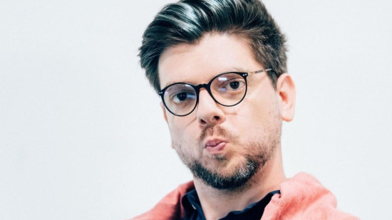 Vis&eacute; par une plainte de son ex-compagne, Greg Guillotin reconna&icirc;t des violences conjugales