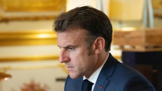 R&eacute;union &laquo; archi-sensible &raquo; &agrave; l&rsquo;&Eacute;lys&eacute;e, Emmanuel Macron convoque les chefs de parti dans la salle de crise
