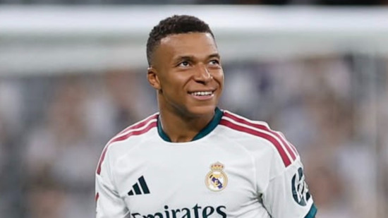 "Je le sens bien" Kylian Mbapp&eacute; assume pleinement ses ambitions pour le Ballon d'Or