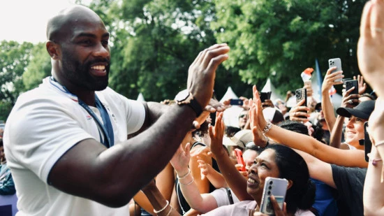 Teddy Riner insult&eacute; et harcel&eacute; en ligne apr&egrave;s avoir &eacute;voqu&eacute; l&rsquo;extr&ecirc;me droite : le parquet ouvre une enqu&ecirc;te