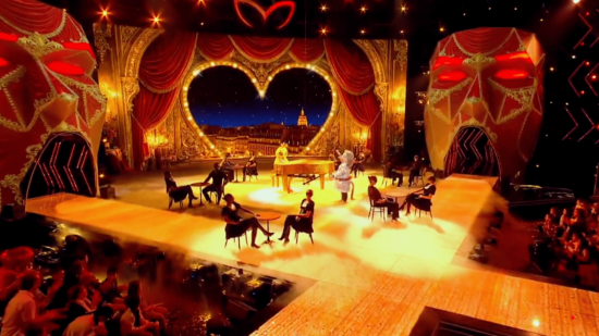 Mask Singer : Kev Adams et Chantal Ladesou quittent aussi le jury avant la saison 10