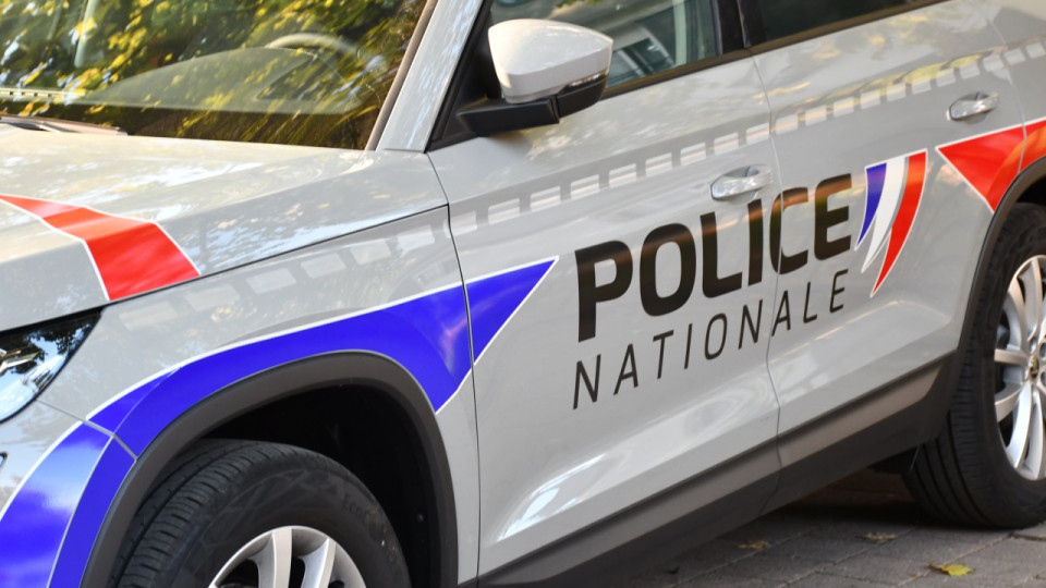 Sarcelles : une enqu&ecirc;te antiterroriste ouverte apr&egrave;s la d&eacute;couverte d&rsquo;un fusil d&rsquo;assaut et d&rsquo;un pistolet pr&egrave;s d&rsquo;une synagogue