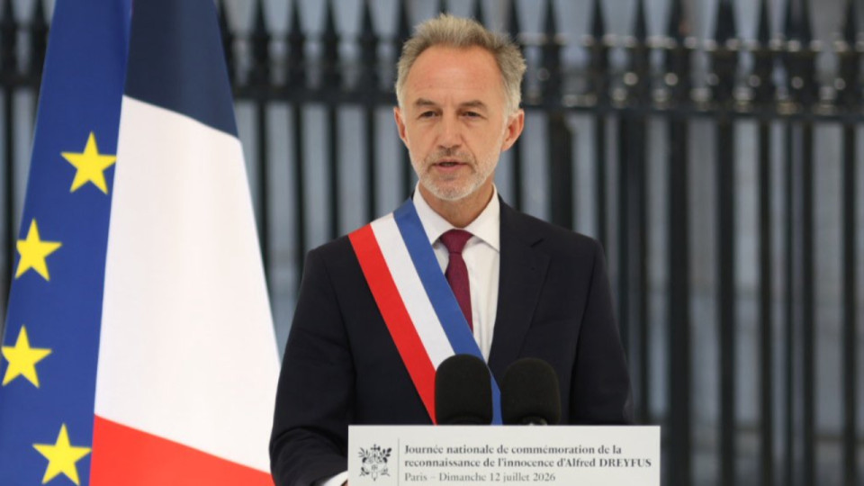 Scandale du p&eacute;riscolaire &agrave; Paris : Emmanuel Gr&eacute;goire va porter plainte contre Rachida Dati