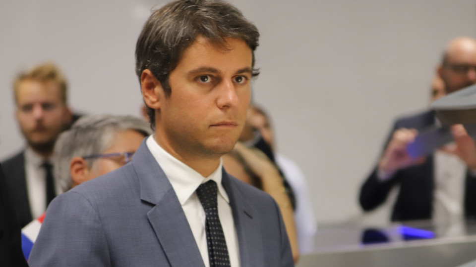 Gabriel Attal cibl&eacute; &agrave; son tour par de fausses vid&eacute;os russes imitant plusieurs m&eacute;dias fran&ccedil;ais