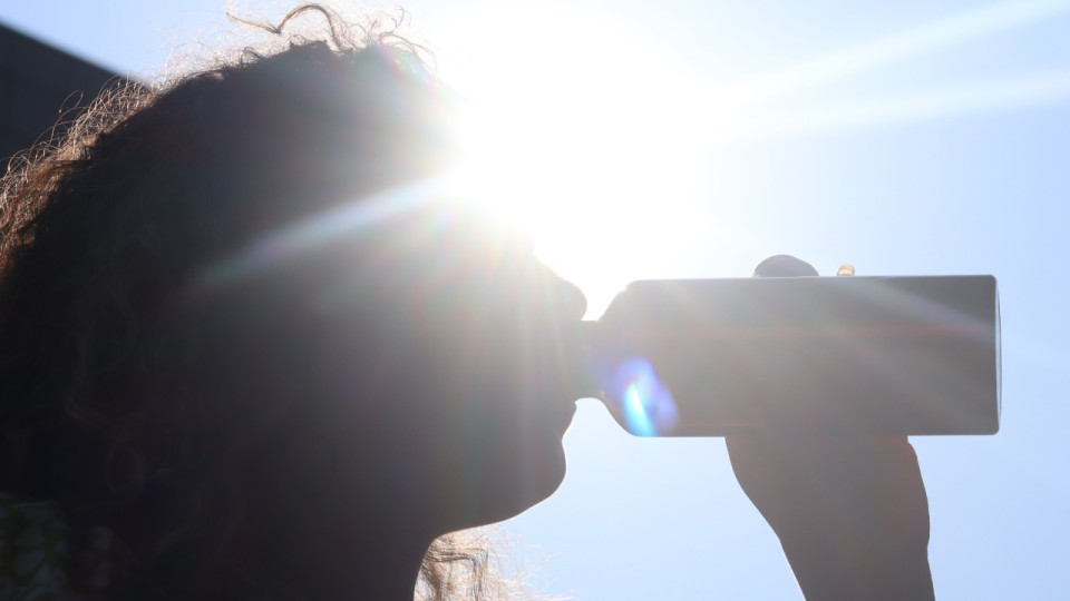 Canicule : 22 d&eacute;partements en vigilance orange, plus de 40&deg;C attendus cette semaine