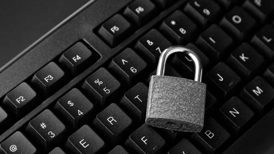 Piratage du fisc : 678 000 personnes touch&eacute;es, Matignon annonce trois mesures apr&egrave;s la r&eacute;union de crise