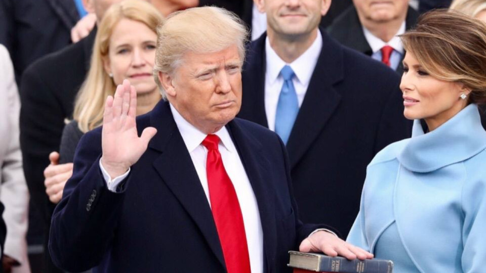 Donald Trump redessine les &Eacute;tats-Unis et y int&egrave;gre les Antilles fran&ccedil;aises