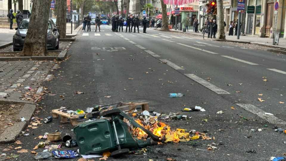Blocus des lyc&eacute;es : 83 % des Fran&ccedil;ais favorables &agrave; des poursuites contre les &eacute;lus qui encouragent la violence