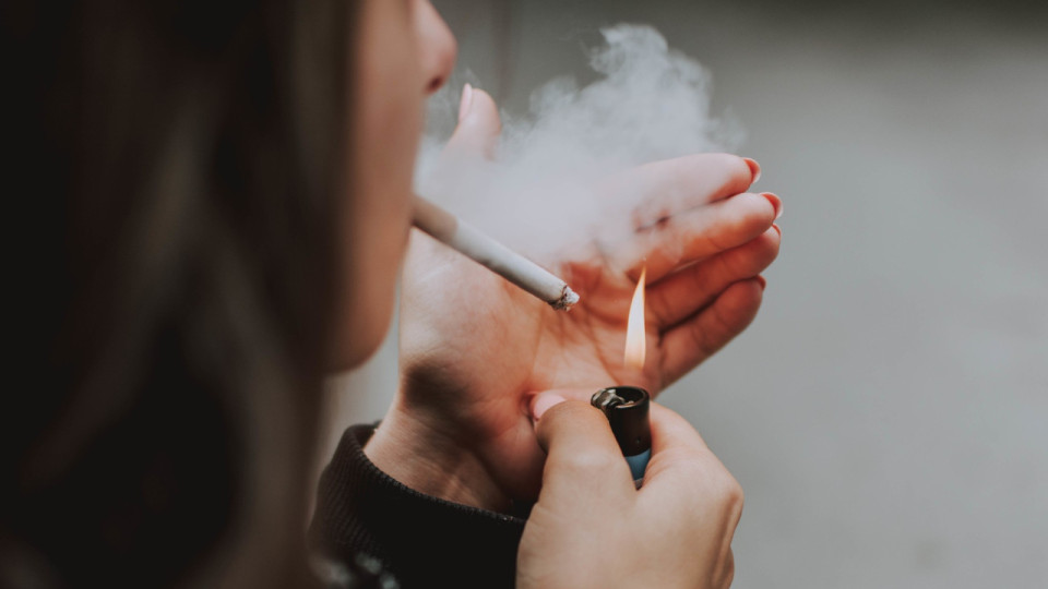 Vers une interdiction du tabac par g&eacute;n&eacute;ration ? Des d&eacute;put&eacute;s ouvrent l'hypoth&egrave;se