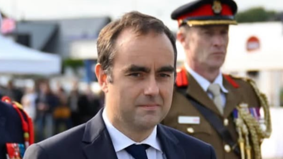 Couvre-feux : Lecornu salue une nuit calme et annonce de nouvelles restrictions ce mardi