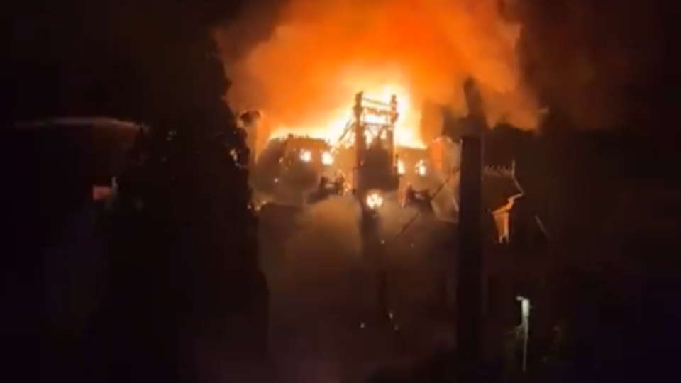 Incendie de la mairie de Limoges : le principal suspect interpell&eacute; par le Raid, il serait fich&eacute; S et proche de l'ultragauche