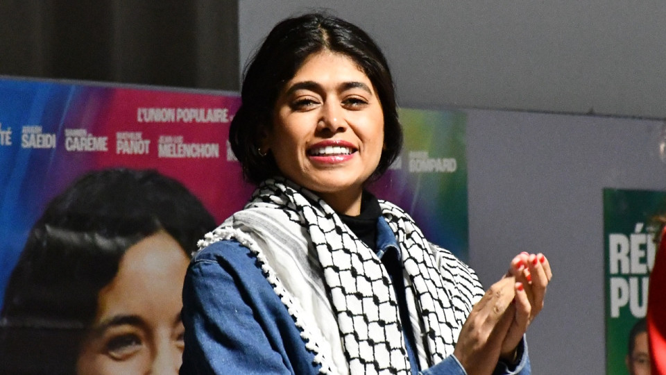 Rima Hassan jug&eacute;e pour apologie du terrorisme : deux ans d'in&eacute;ligibilit&eacute; et dix mois de prison avec sursis requis