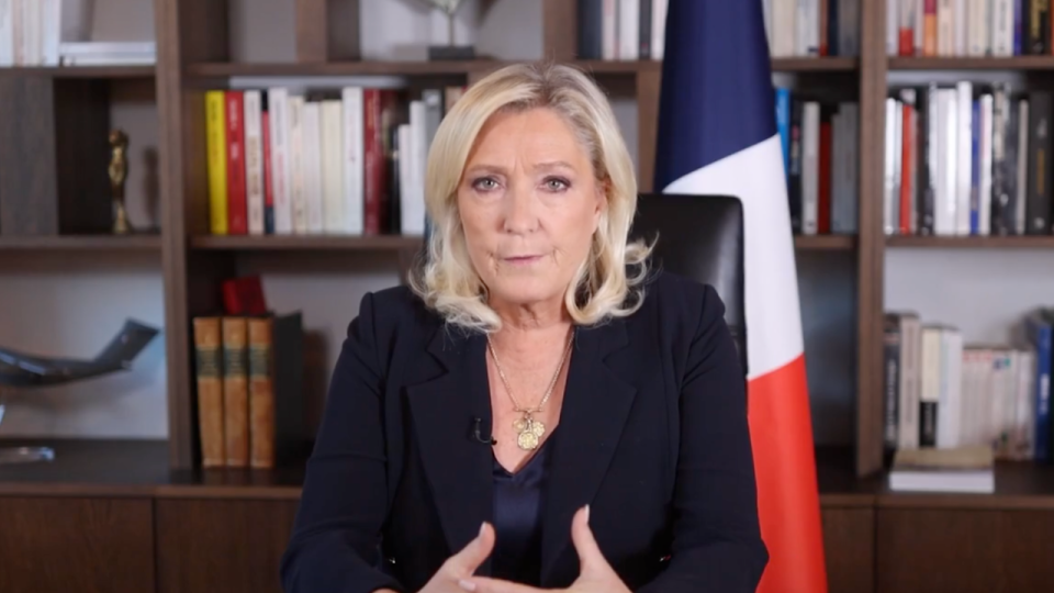 Pr&eacute;sidentielle 2027 : apr&egrave;s les mobilisations sociales du 17 octobre, Le Pen survole le dernier sondage Ifop
