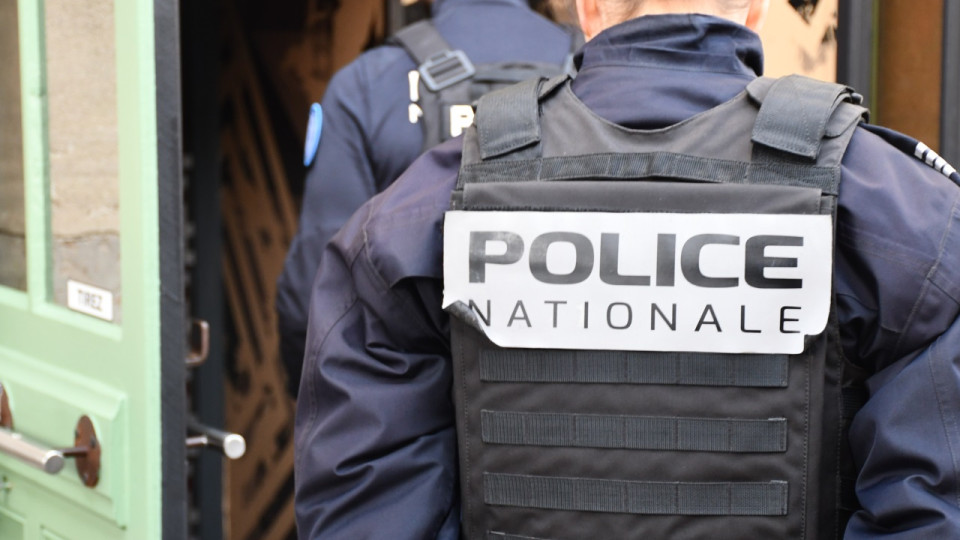 Attentat raciste de Trappes : la garde &agrave; vue du suspect suspendue, de la coca&iuml;ne et du cannabis retrouv&eacute;s dans son sang
