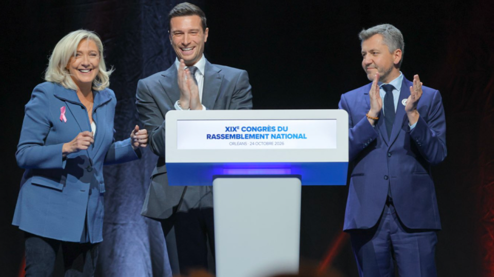 Pr&eacute;sidentielle 2027 : &agrave; Orl&eacute;ans, Marine Le Pen promet une &ldquo;Renaissance pour la France&rdquo;